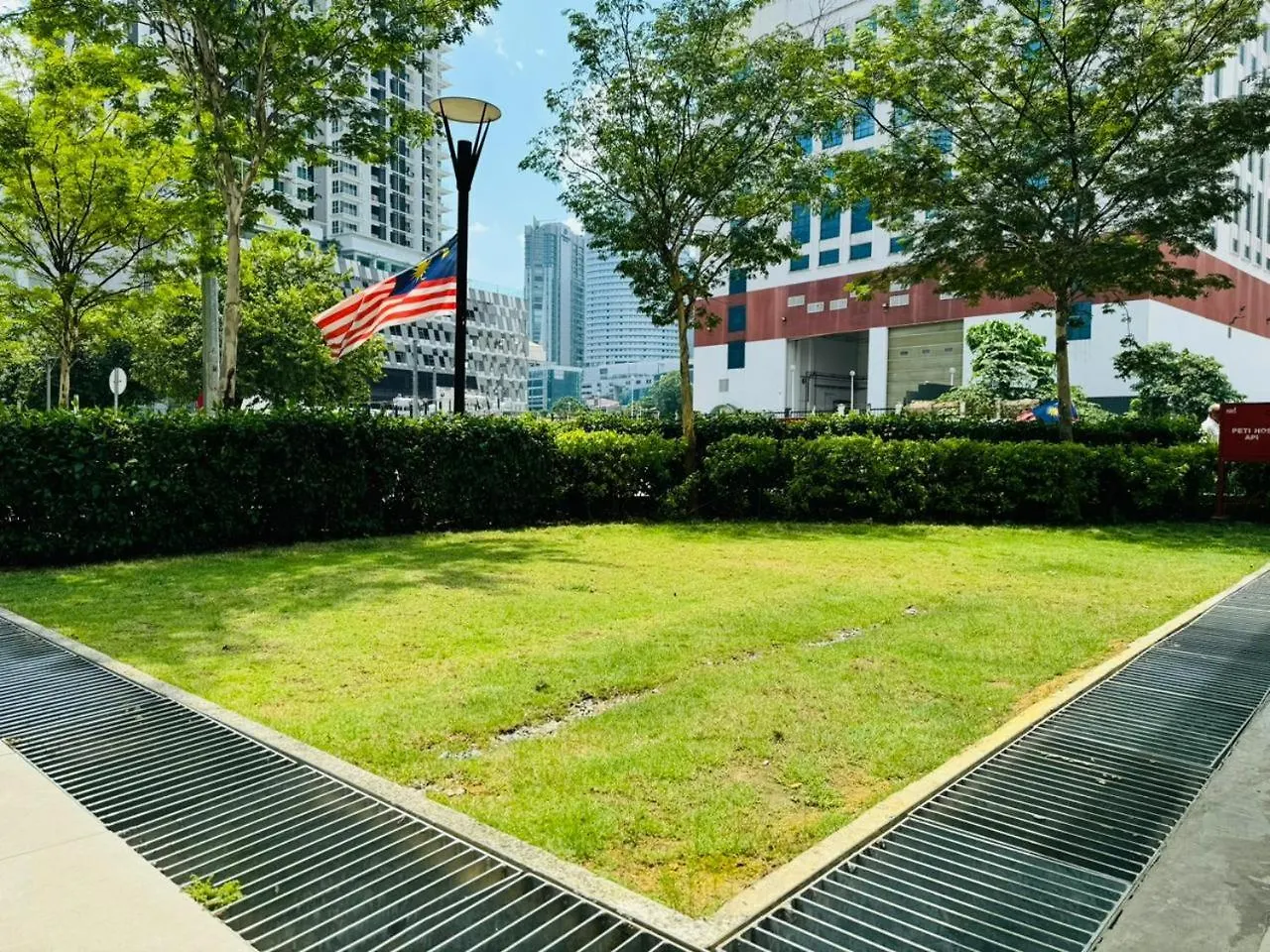The Colony Infinitum By White House Klcc Apartment Kuala Lumpur