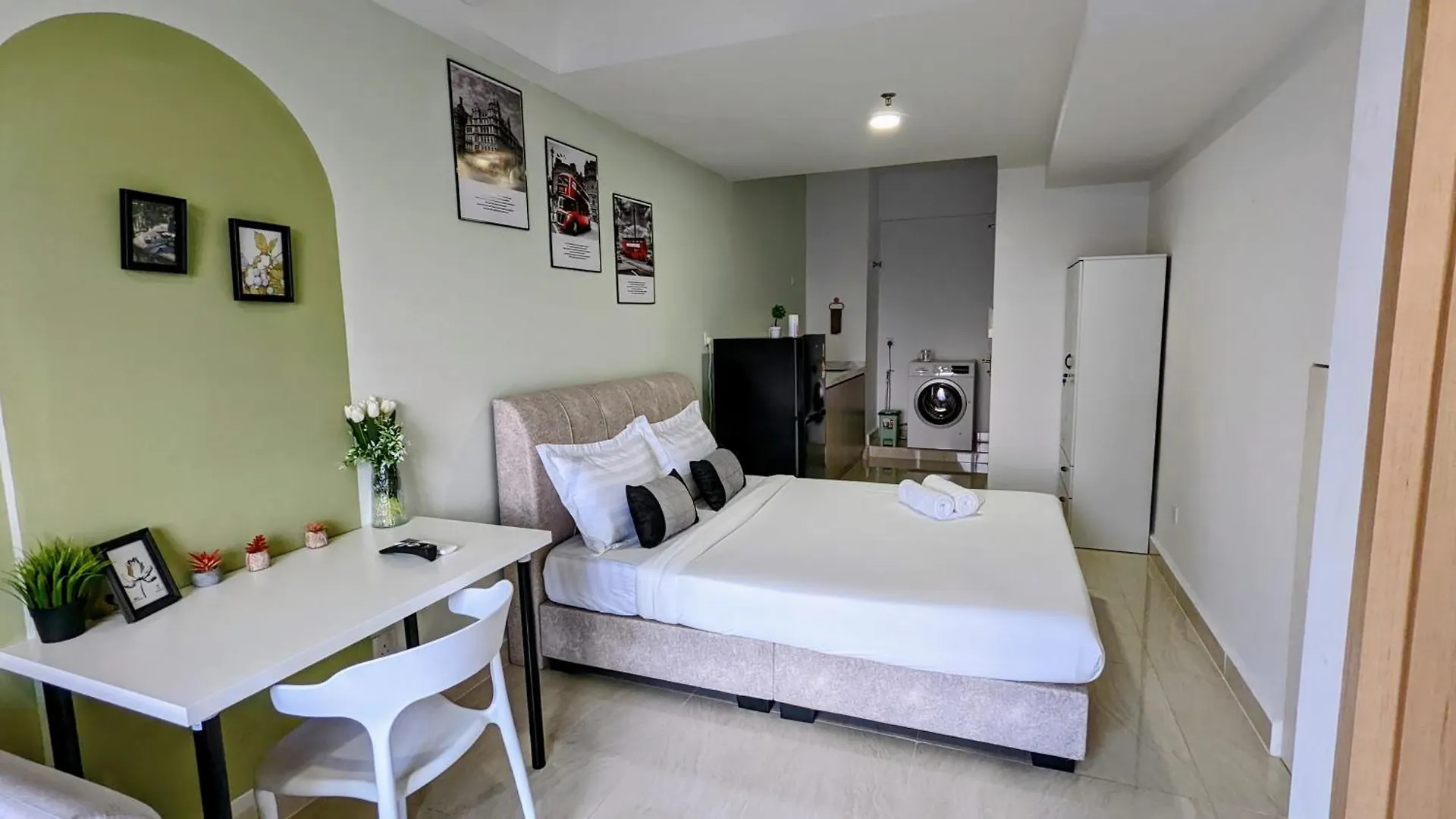 The Colony Infinitum By White House Klcc Apartment Kuala Lumpur
